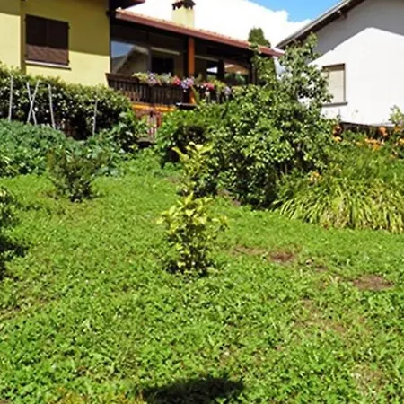 Holiway Casa Flori * Gera Lario